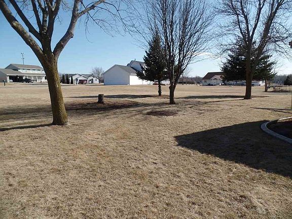 4th image of N1768 Ivy Ln
