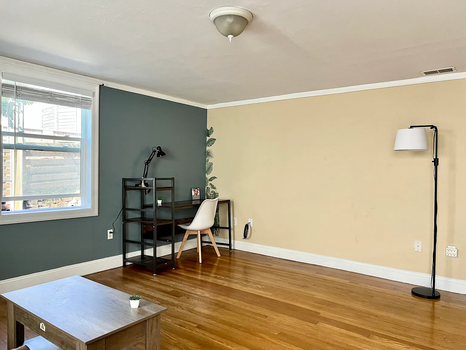 2 bed, 900 sqft, $2,800 — Photo 4