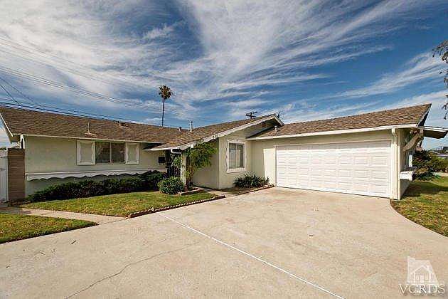 1st image of 836 Yucca St