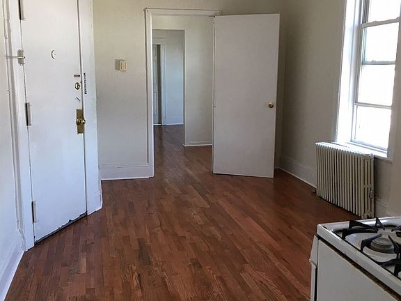 5th image of 467-469 Pavonia Ave #2R
