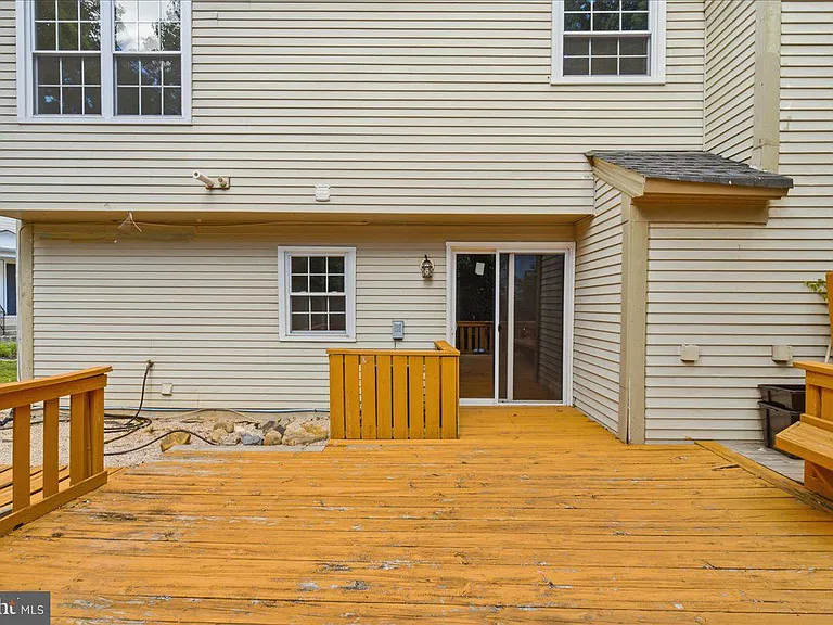 10598 Reeds Landing Cir — Photo 33