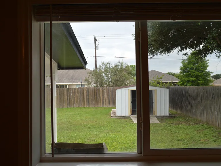 2404 Quail Rdg — Photo 19