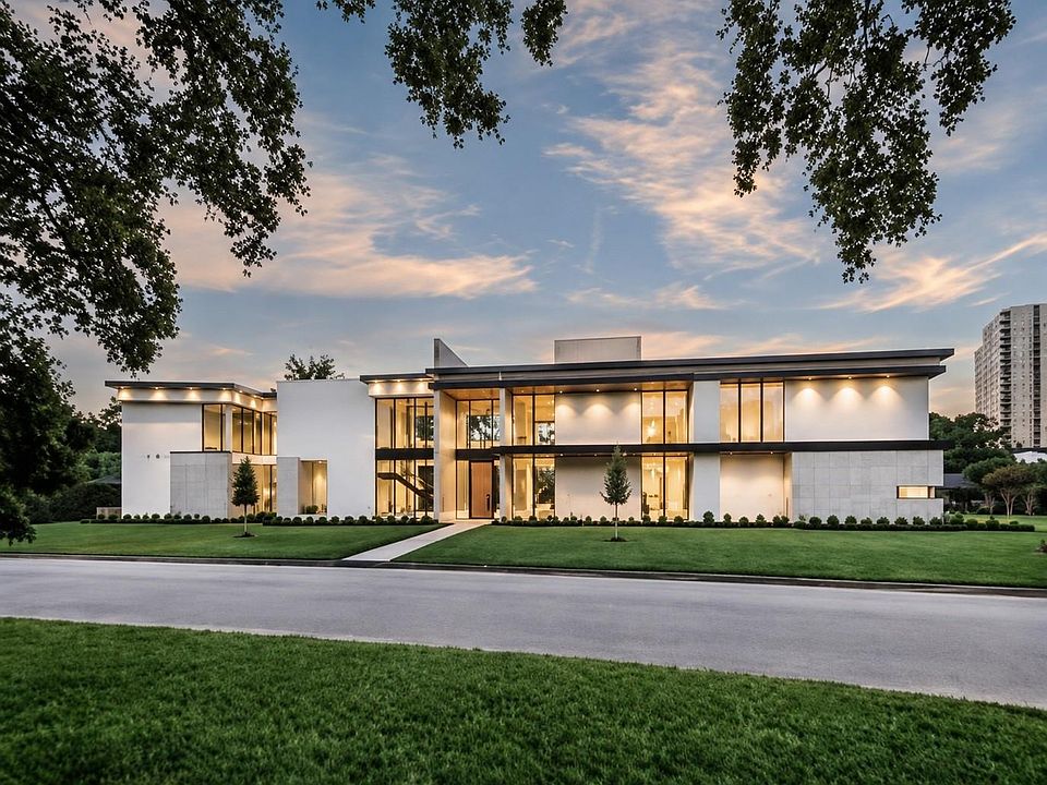 1st image of 5403 Meadow Lake Ln