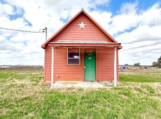 573 State Highway 97 E #113, Floresville, TX 78114