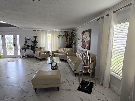 5th image of 2746 Heathgate Way
