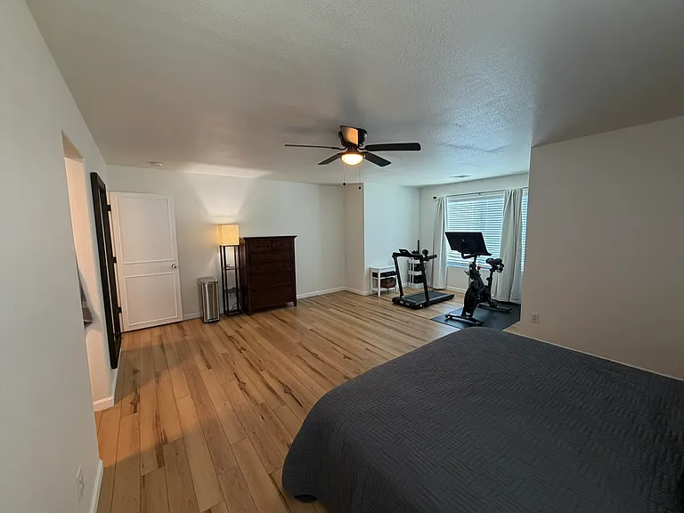 278 E Baylor Ln — Photo 17