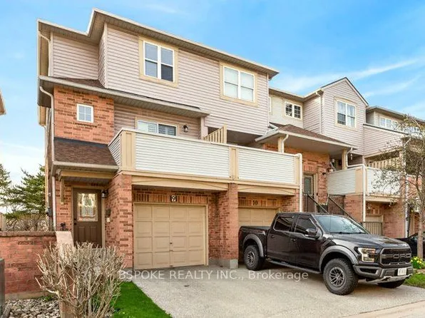 2531 Northampton Blvd #9, Burlington, ON L7M 4H5