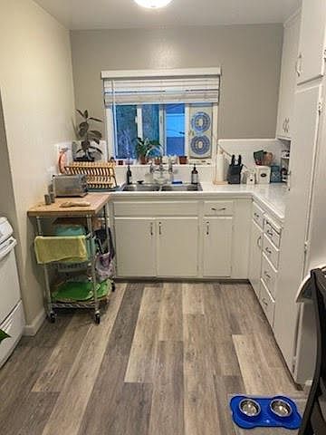 1st image of 1646 Davis St #16