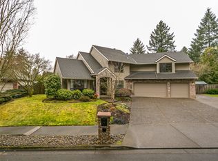 10002 SW Killarney Ln, Tualatin, OR