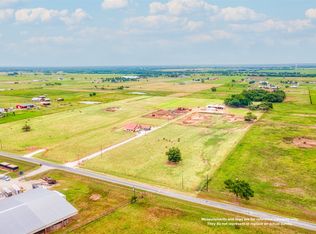 4378 Old Town Rd, Whitesboro, TX 76273