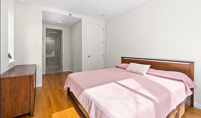 Rented by William Raveis Real Estate | media 8