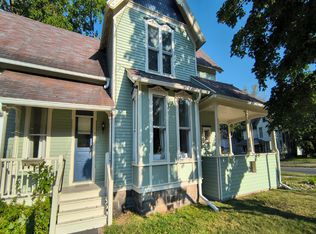 1032 W Kalamazoo Ave, Kalamazoo, MI 49007