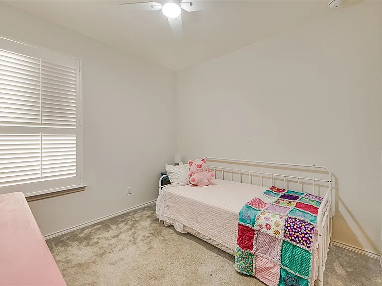 1008 Estes Park — Photo 16