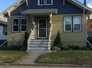 610 7th St NE, Devils Lake, ND 58301