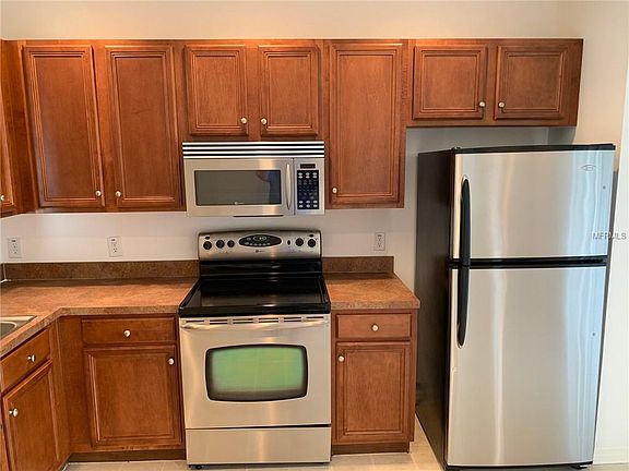 4th image of 10728 Chesham Hill Ct