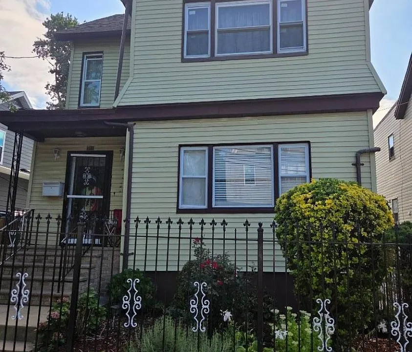 168 W End Ave