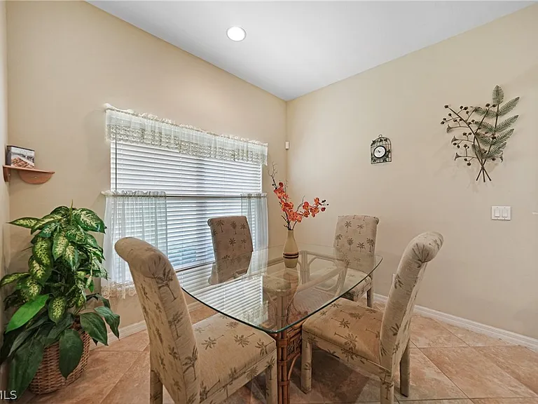 2454 Blackburn Cir — Photo 13