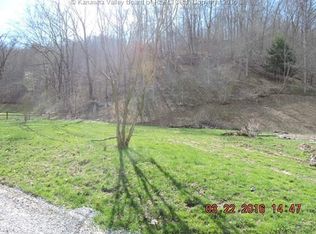 314 Lee Miller Rd, Chapmanville, WV 25508