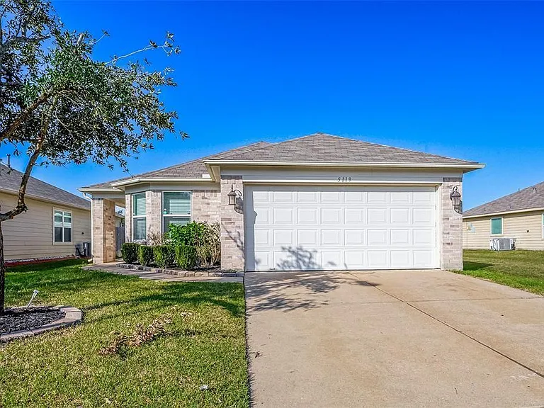 5119 Ivy Fair Way — Photo 1