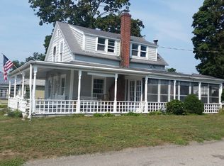 3 Melbourn Rd, Warwick, RI 02886