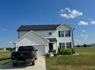 17211 Country Ln, Manchester, MI 48158