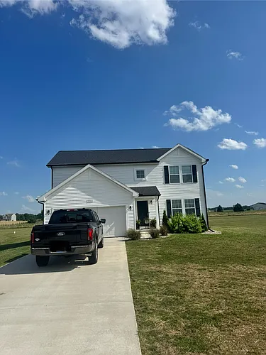 17211 Country Ln Photo 1
