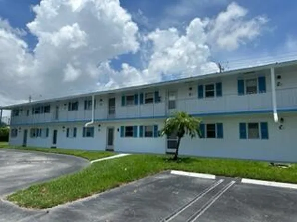 1115 Lake Terrace #210, Boynton Beach, FL 33426