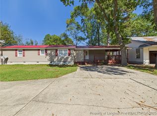 2597 Pinecrest Dr, Fayetteville, NC 28306