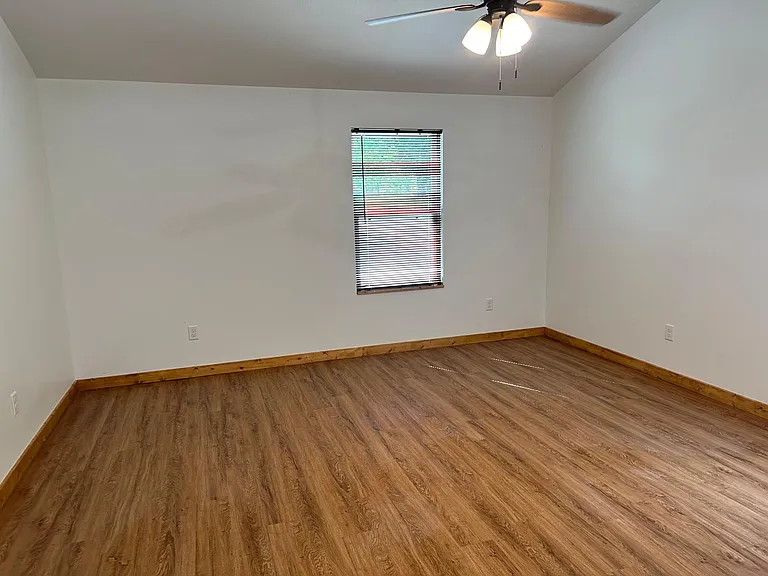 10331 Lily Dr — Photo 5