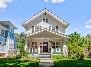 1840 Grande Ave SE, Cedar Rapids, IA 52403