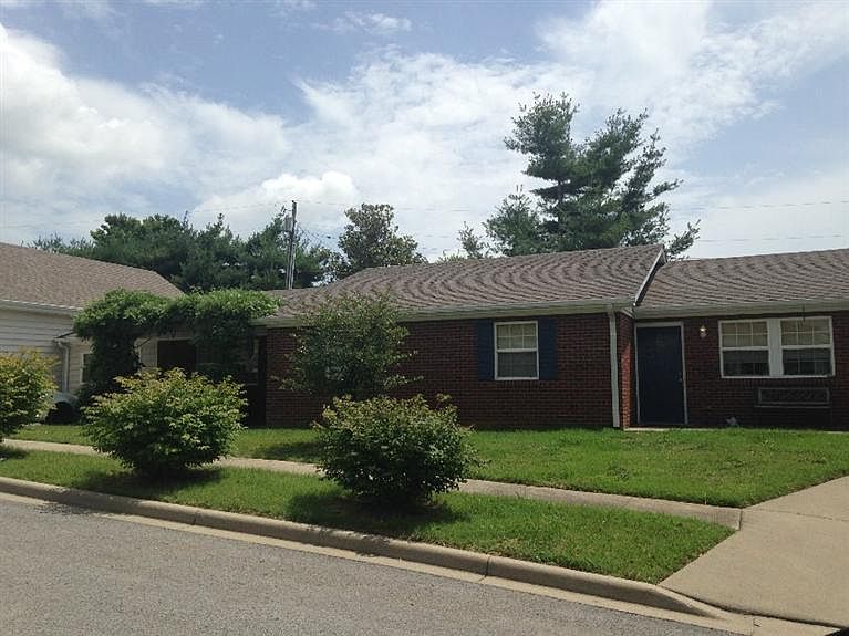 1st image of 92 Palmer Ct