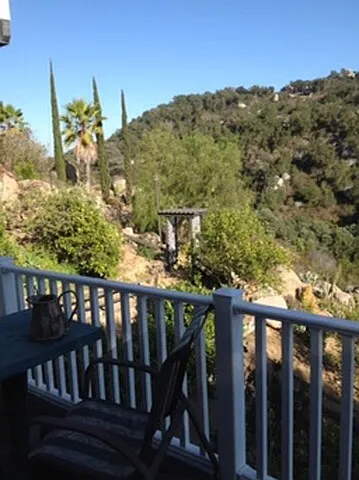 2 bed, 1150 sqft, $2,400 — Photo 2