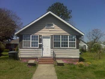 2nd image of 1303 35th St
