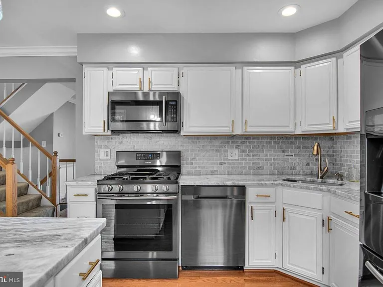 3610 Eagle Rock Ct — Photo 17
