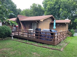 157 Red Ln, Whitwell, TN 37397