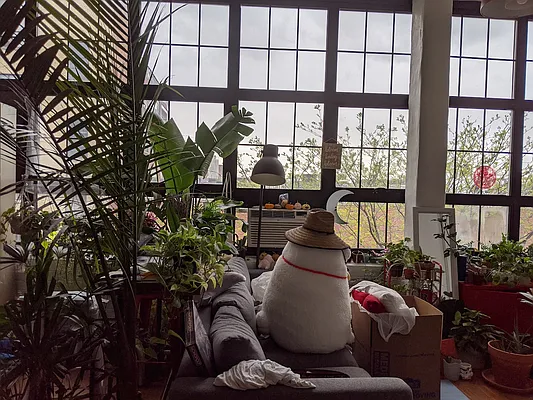 Rented by Carnegie Management Inc | media 6