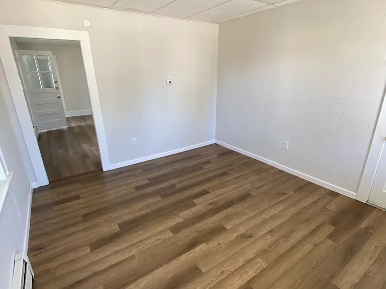 50 Forest St #4 — Photo 4