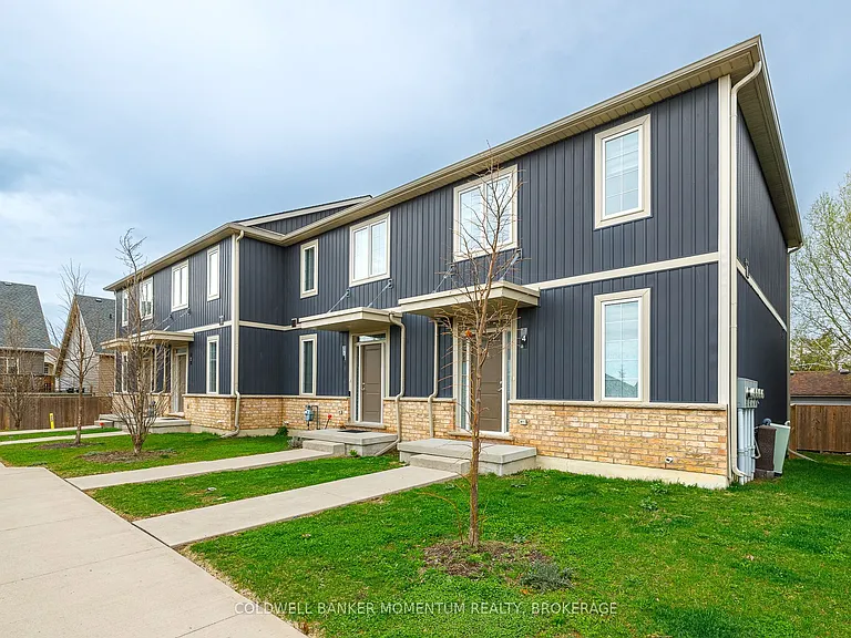18 Corbin St #4 — Photo 4