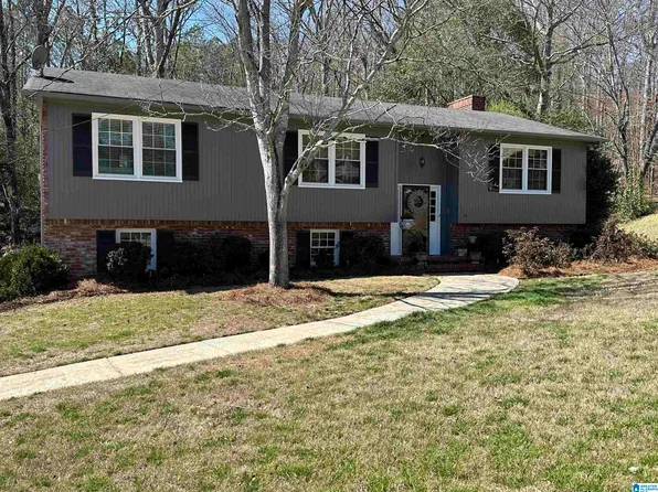 3326 Pembrooke Ln, Birmingham, AL 35226