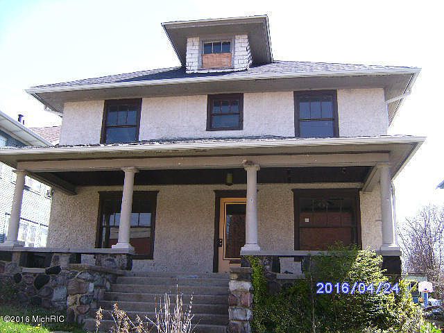 1st image of 23 Penn St