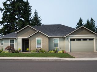 1585 NE Gardiner Dr, Estacada, OR