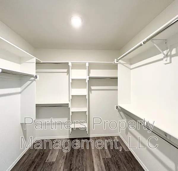 1079 S Benchmark Ln #2 — Photo 18