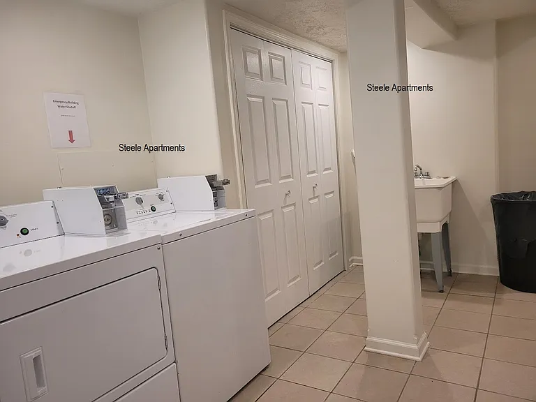 807 N 45th St #6 — Photo 15