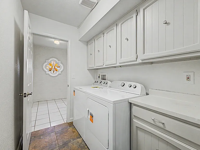 15837 N 47th Pl — Photo 29