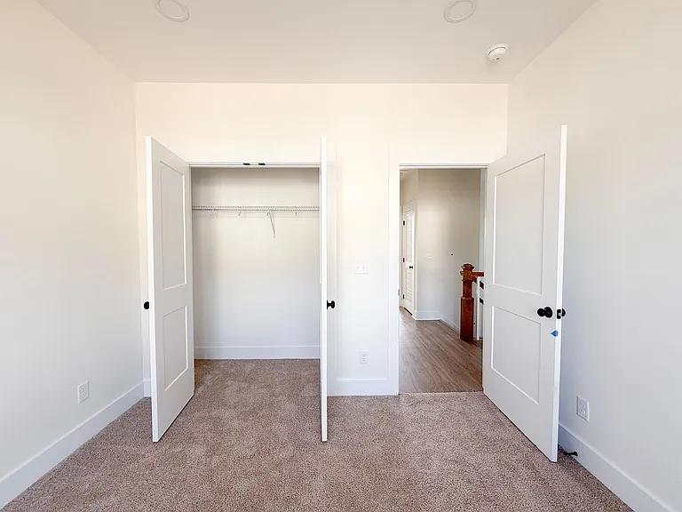 1373 Meridian St — Photo 31