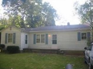 4710 Weaver Rd, Evansville, IN 47711