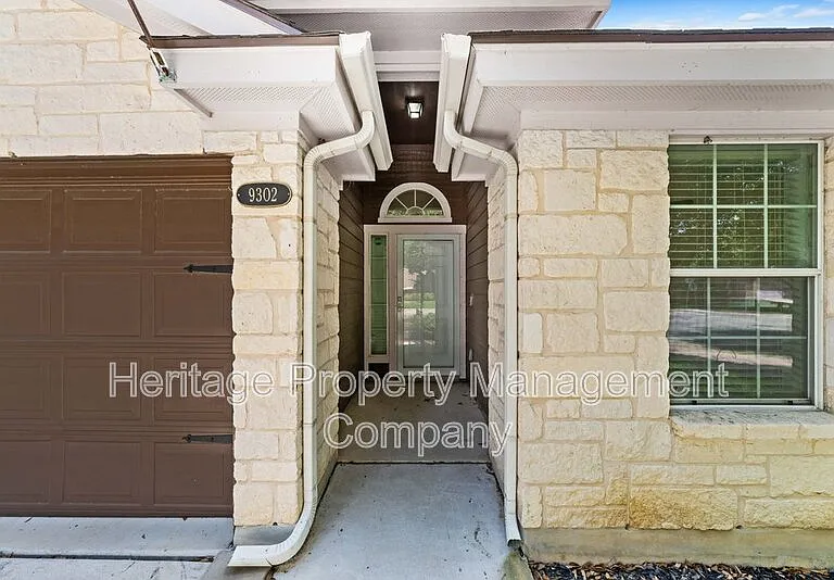 9302 Mare Country — Photo 3