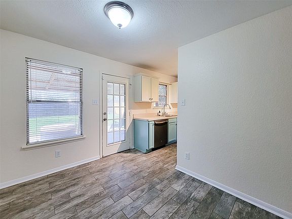 4th image of 17643 Ranch Country Rd