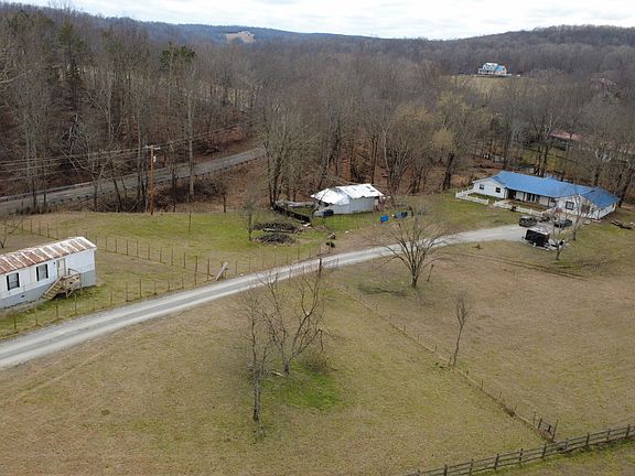 2nd image of 496 Rockhouse Rd