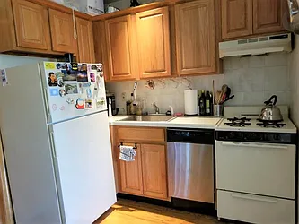 Rented by Brooklyn Heights Real Estate Inc